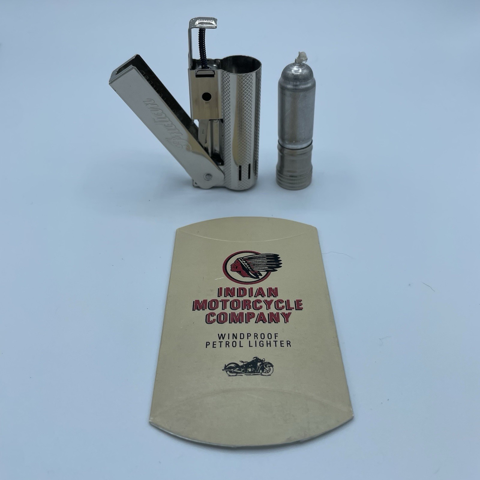Vintage Indian Motorcycle Company Windproof Petrol Lighter Never Used Unused New
