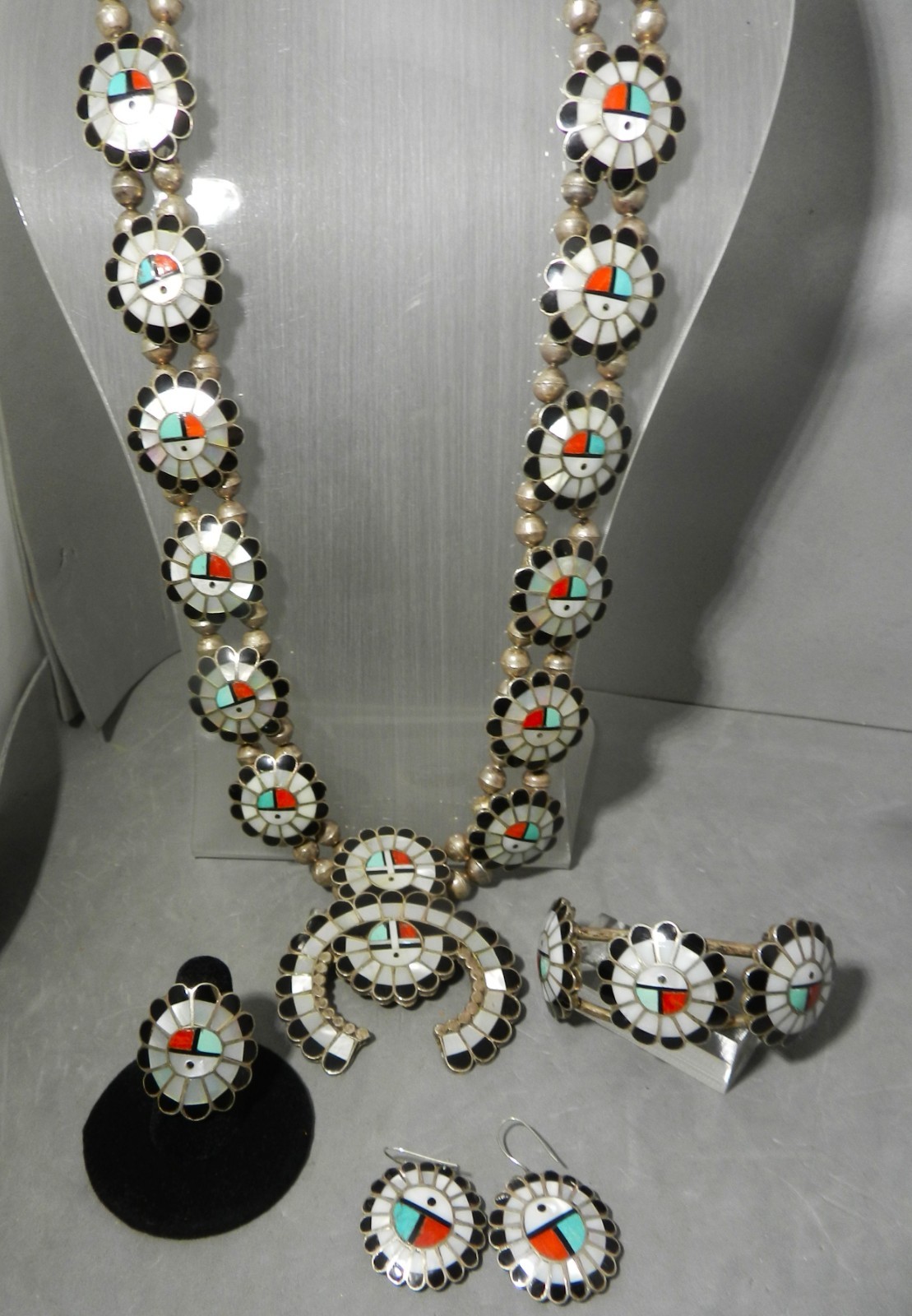 VTG 4pc ZUNI SUNFACE MOSAIC INLAY SQUASH BLOSSOM NECKLACE, RING, EARRINGS, CUFF