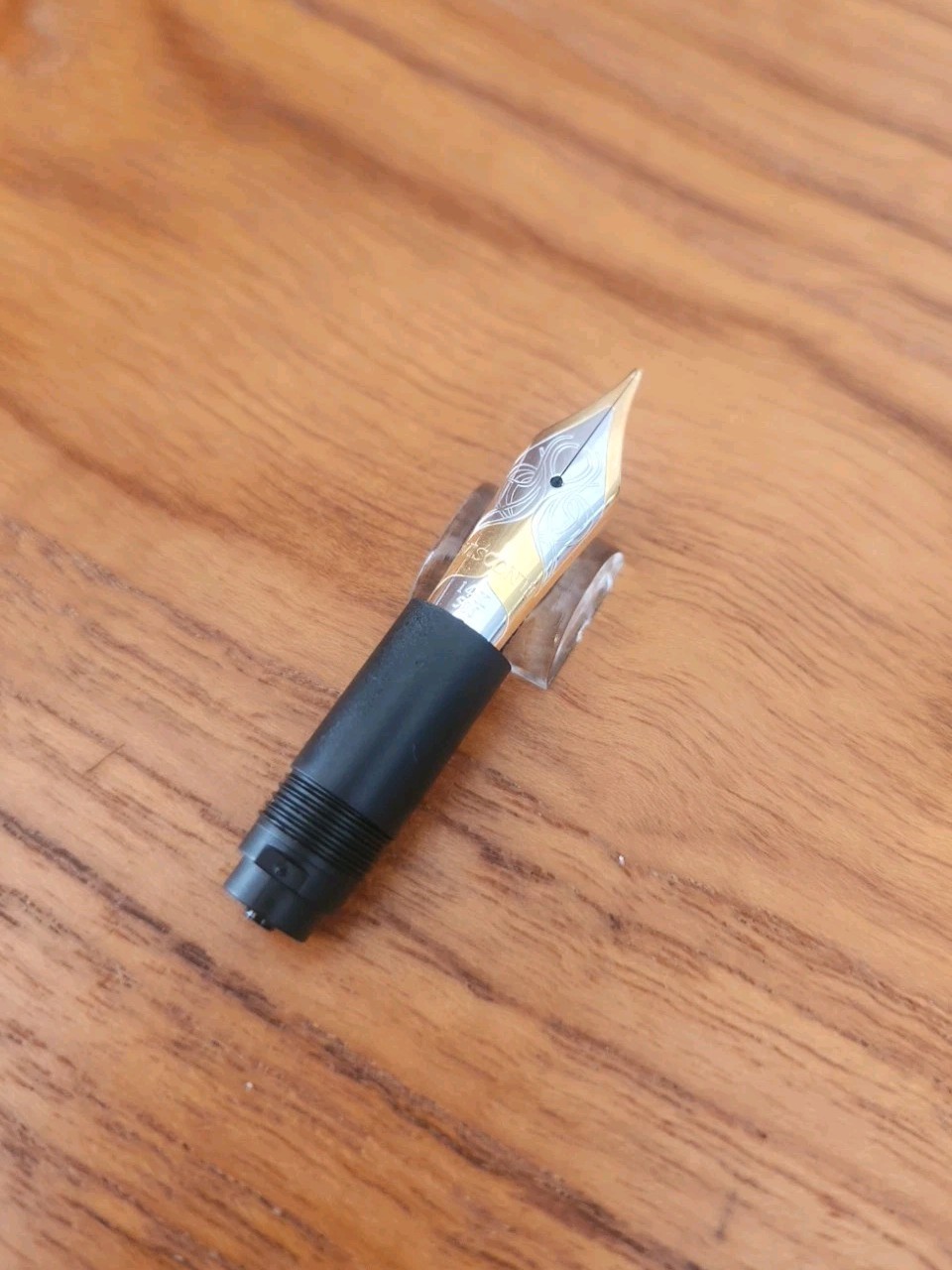 Visconti Fine Nib (PT) 14K Two-Tone Gold for Visconti Voyager Fountain Pen