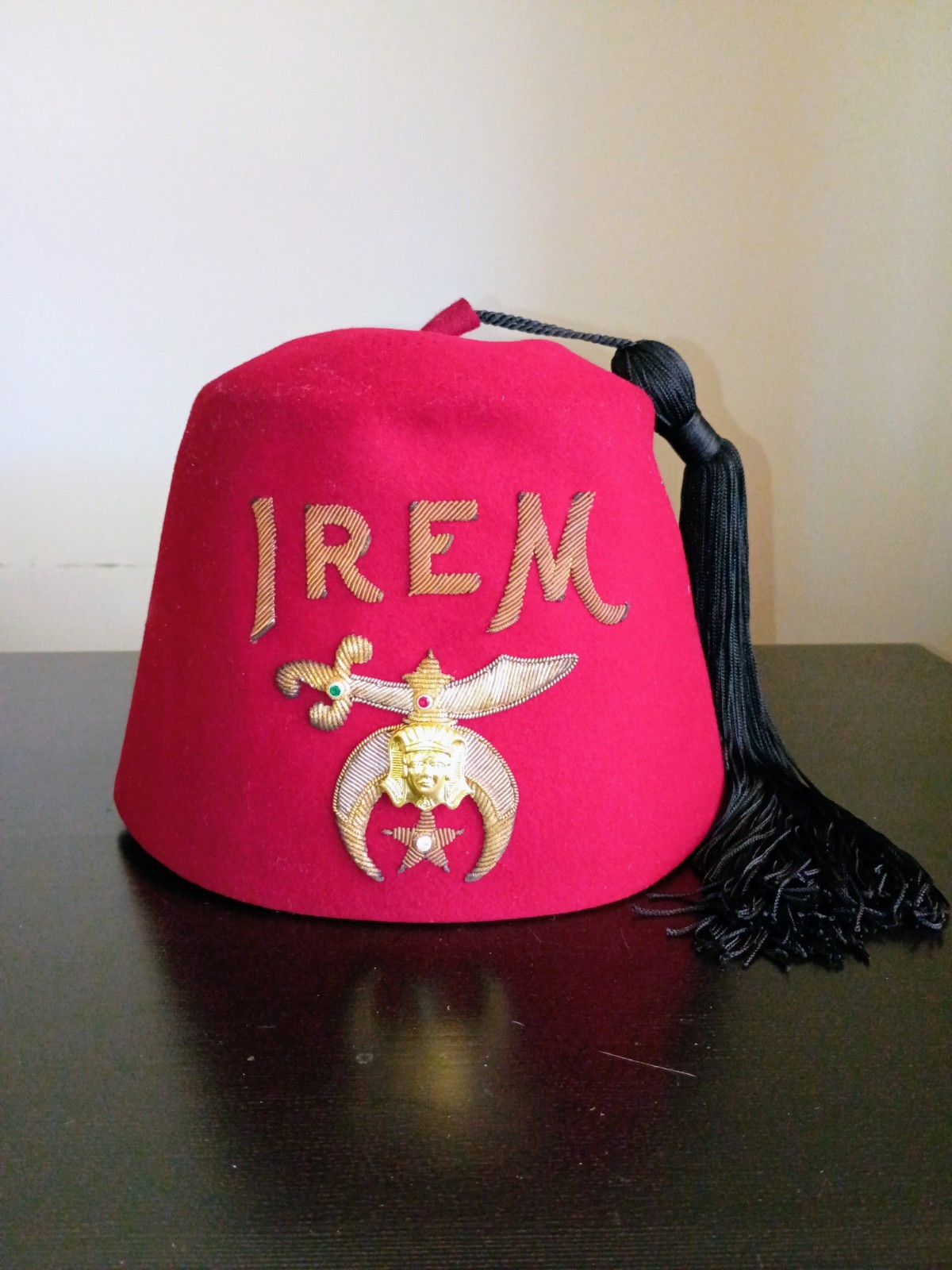 Vintage Shriners IREM Jeweled Burgundy Wool Fez Hat Cap Tassel