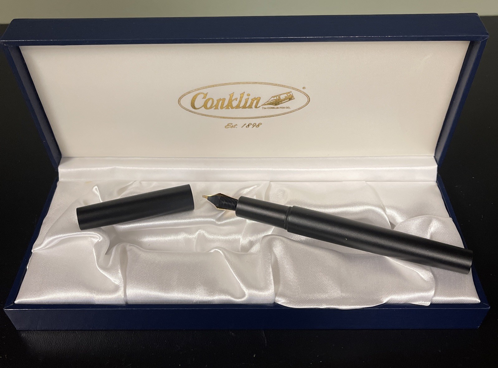 Conklin Fountain Pen: Matte Black with two tone Nib in Original Box - New*