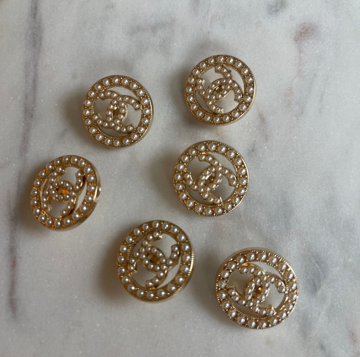 STAMPED lot of 6 Designer Gold Pearl Button 24mm