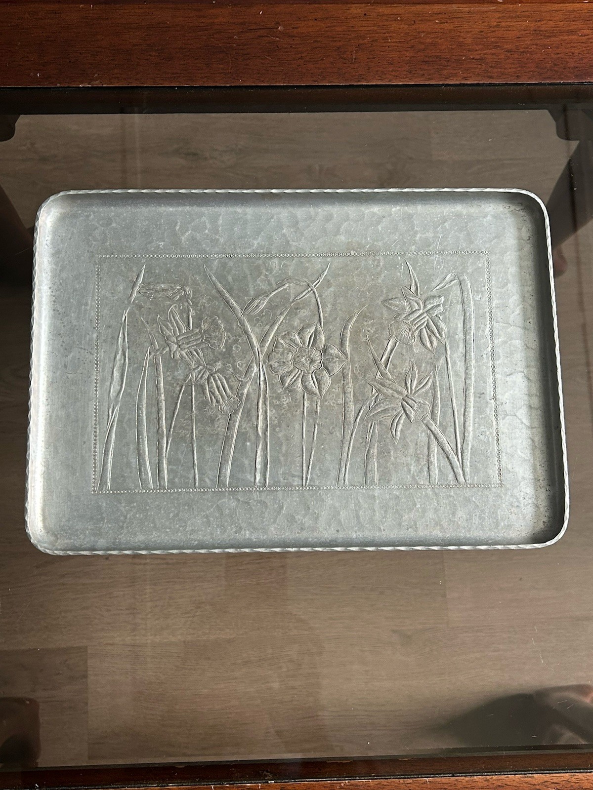 Vintage Clayton Sheasley Hammered Aluminum Serving Tray Daffodil Flora