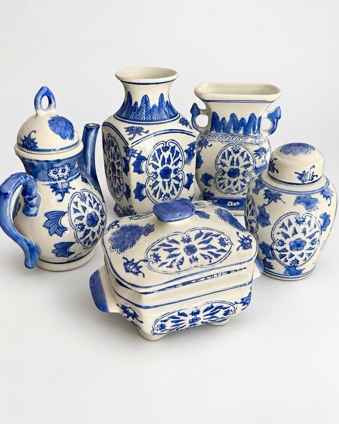 Vintage Chinese Blue & White Porcelain 5-Piece Chinoiserie Set Dechang Yi Nan