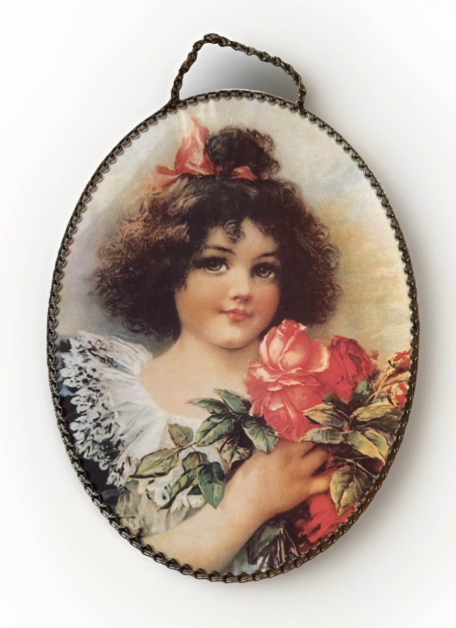 Vintage Victorian Girl W/ Flowers Oval Chimney Flue Cover & Metal Chain Border