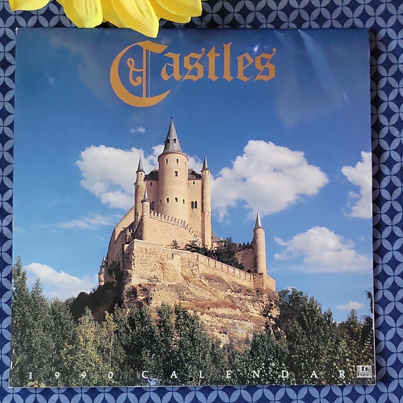 Vintage 1990 Landmark Calendar Castles Unmarked 
