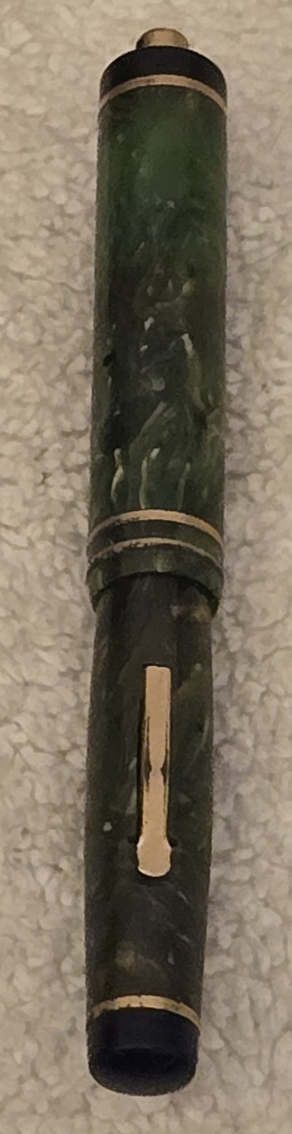 VINTAGE GREEN MARBLED WAHL FOUNTAIN PEN 14K GOLD NIB 