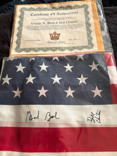American Flag autographed by Bill Clinton and George W Bush