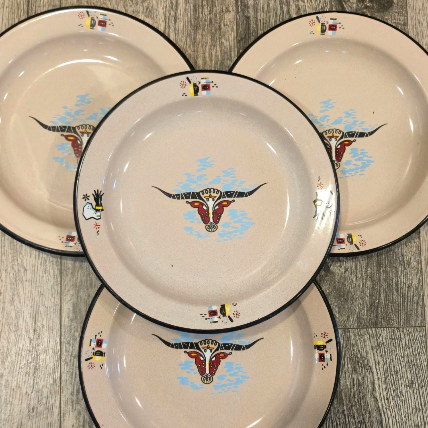 Vintage Monterrey Western Ware Longhorn Enamel Metal Dinner Plates Set of 4 MCM