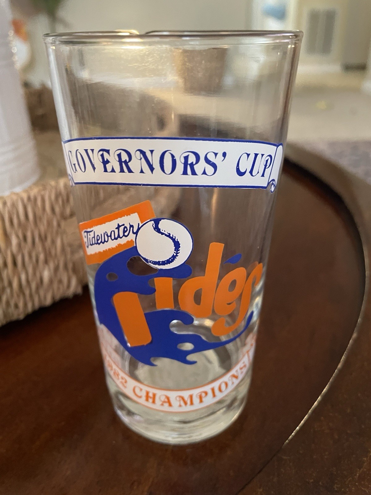 Set of 4 Vintage 1982 Tidewater Tides Governors\' Cup Champions Pint Glasses