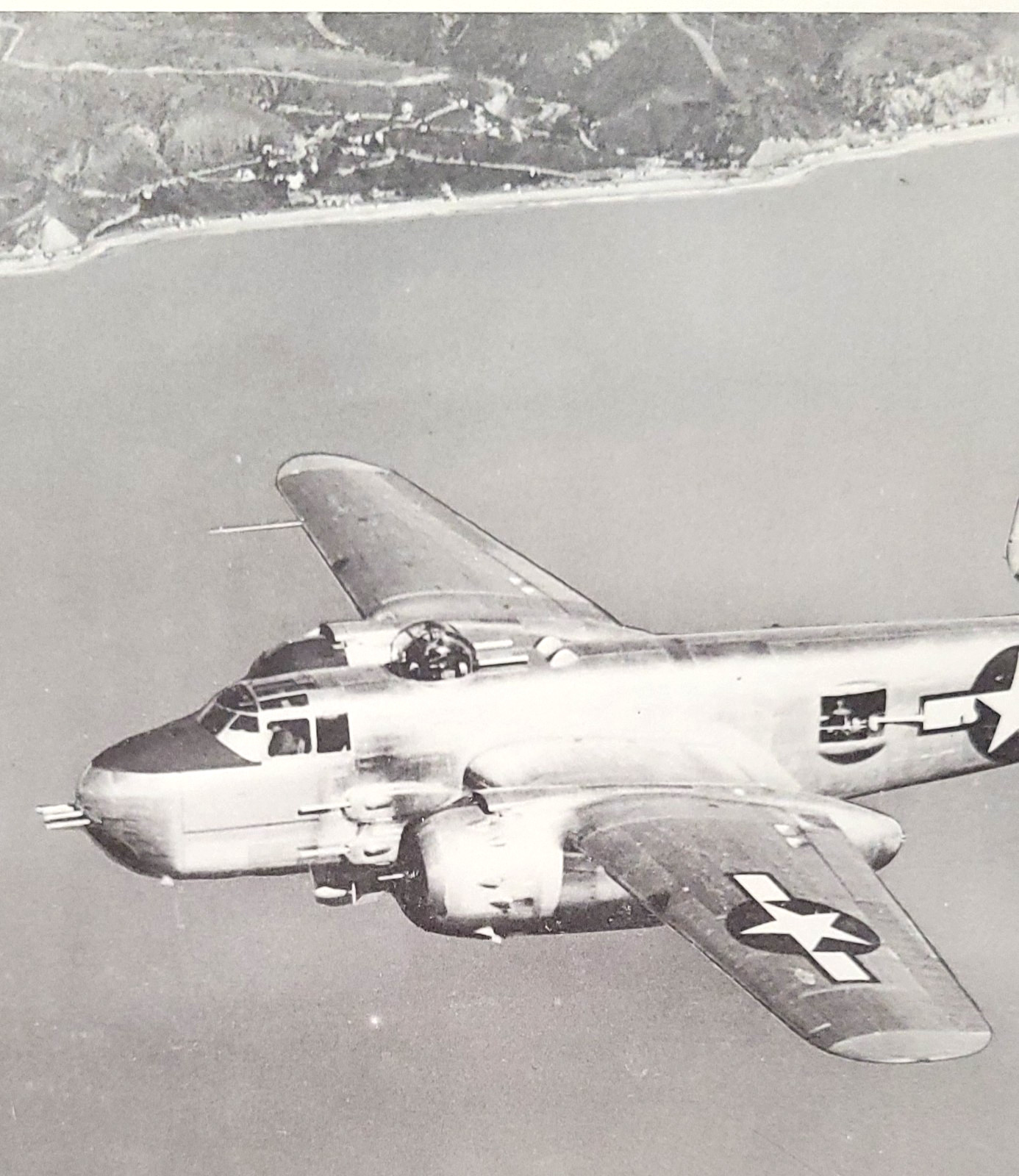 USA Air Force North American B-25 Bomber Aerial Photo by USAF 8\