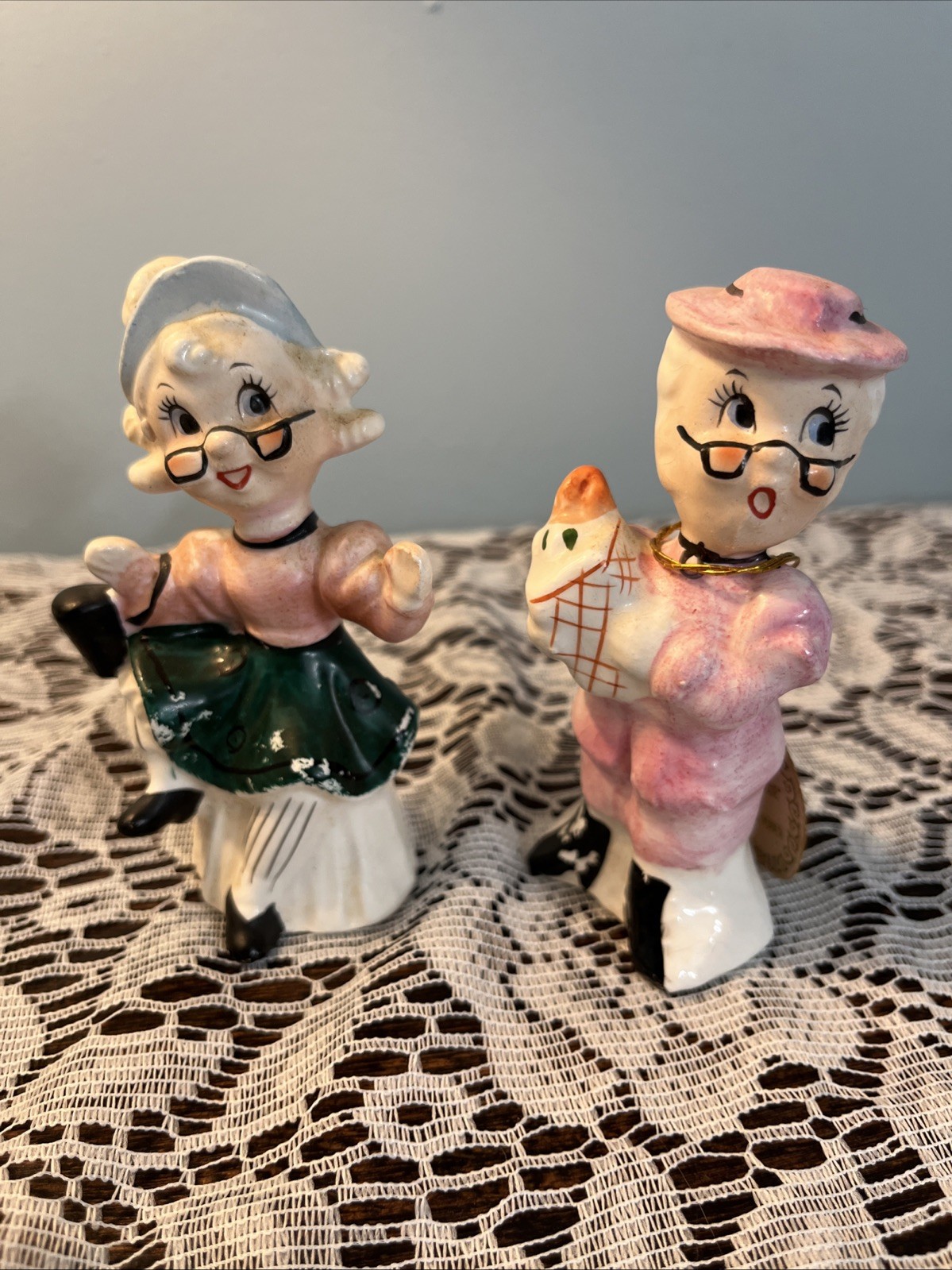 The Busy Biddie Salt Pepper Shakers Vintage Enesco Japan