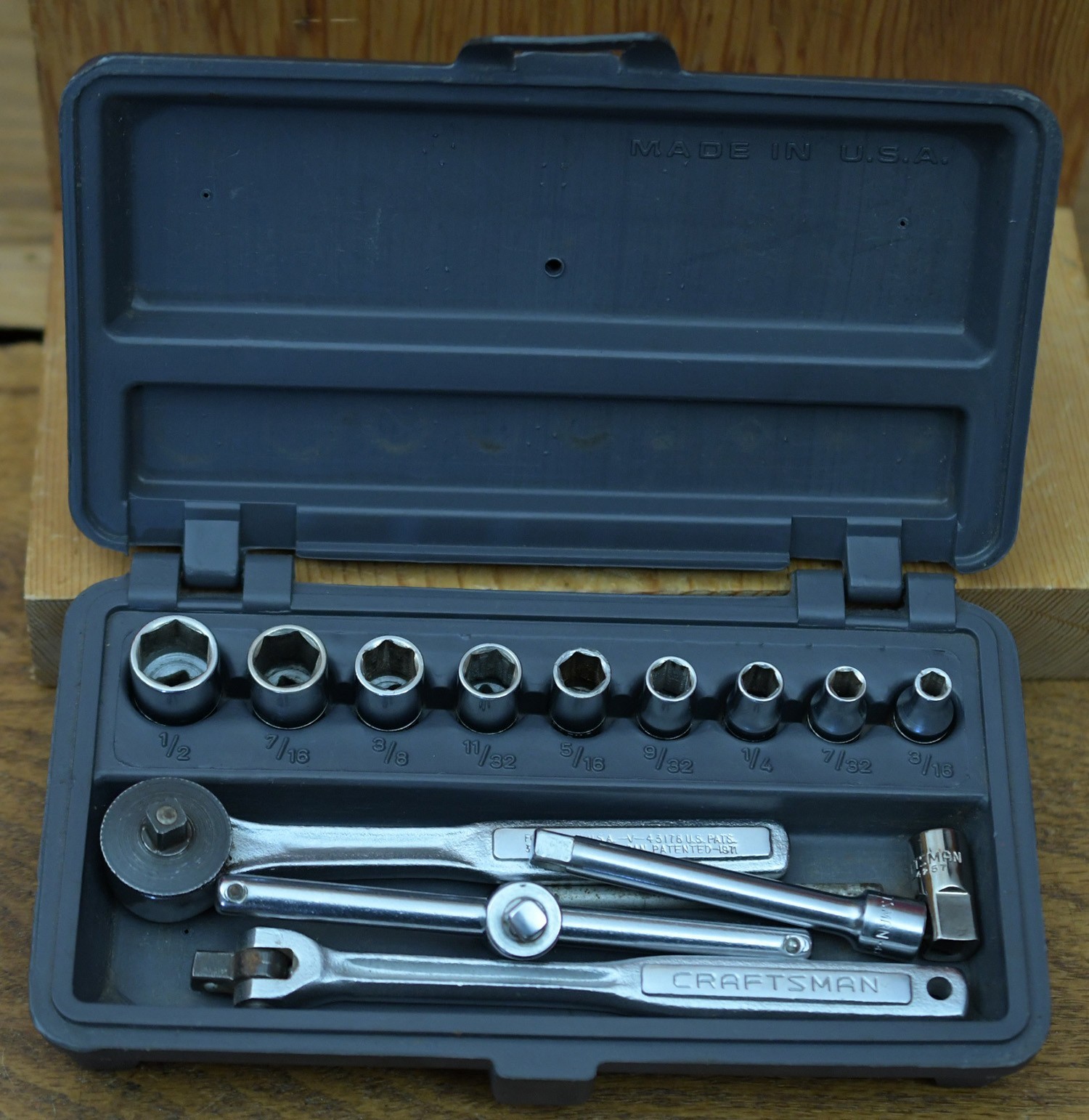 Craftsman Crown Logo 14-Piece 1/4\