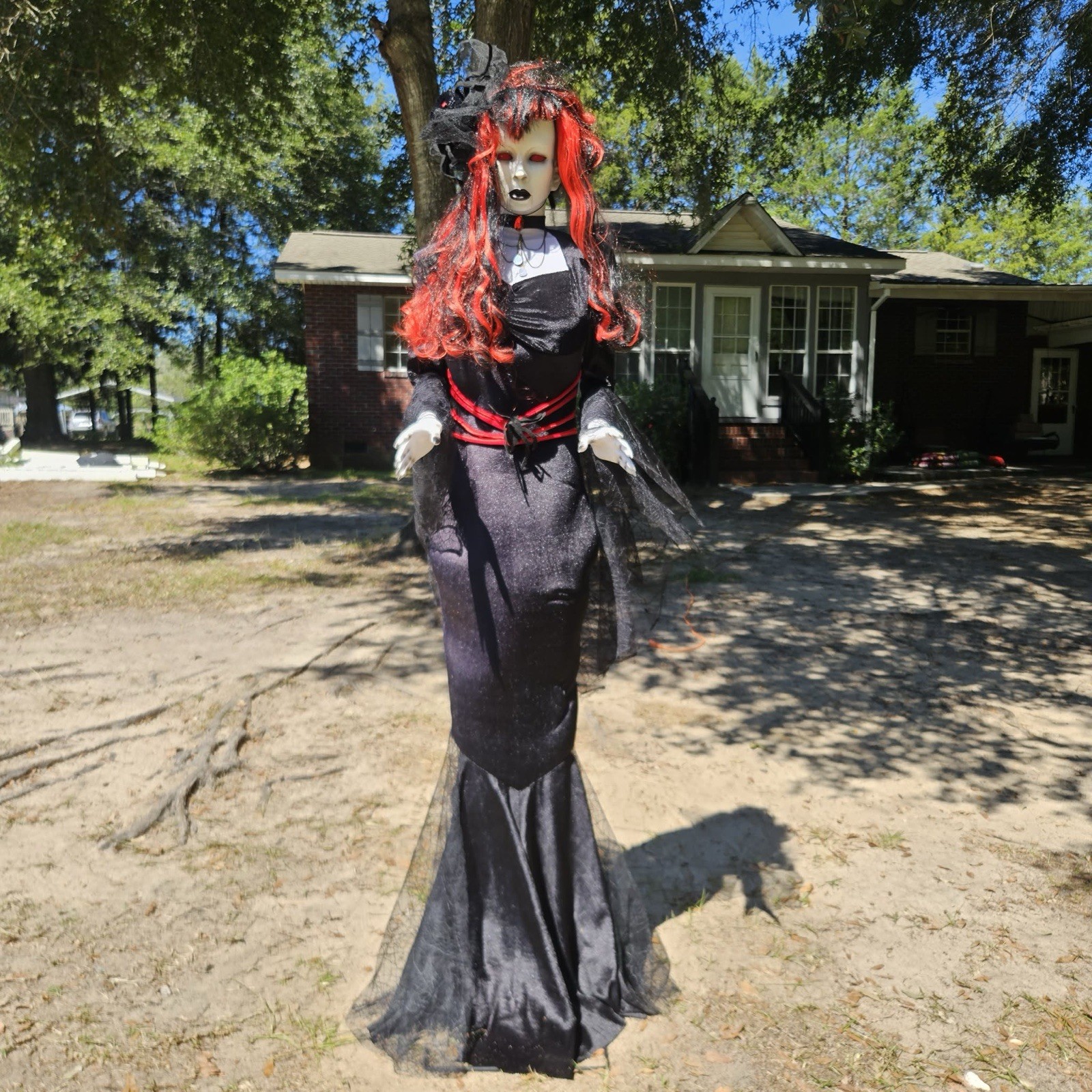 Gemmy Lifesize Black Widow Retired Halloween Animatronic Prop Works Great No Box