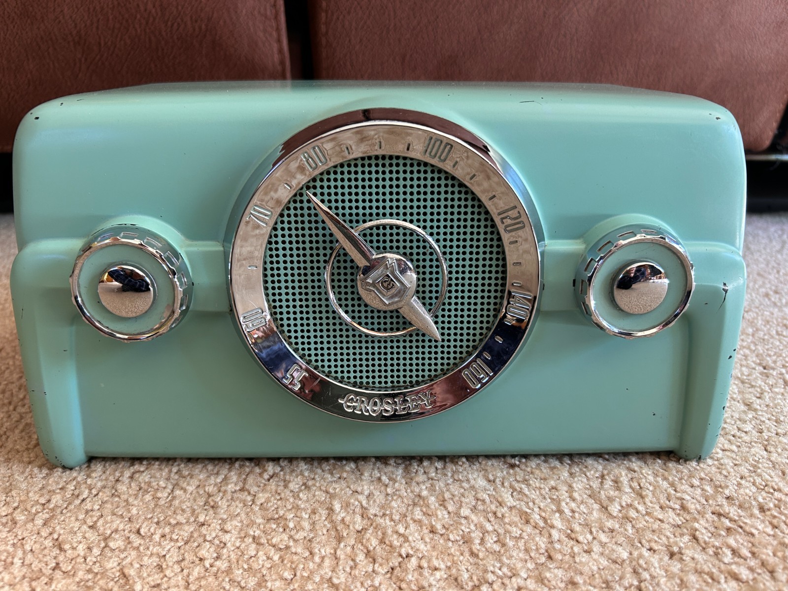 Crosley 10-139 Vintage 1950's AM Radio Mint Green w/blue tooth player
