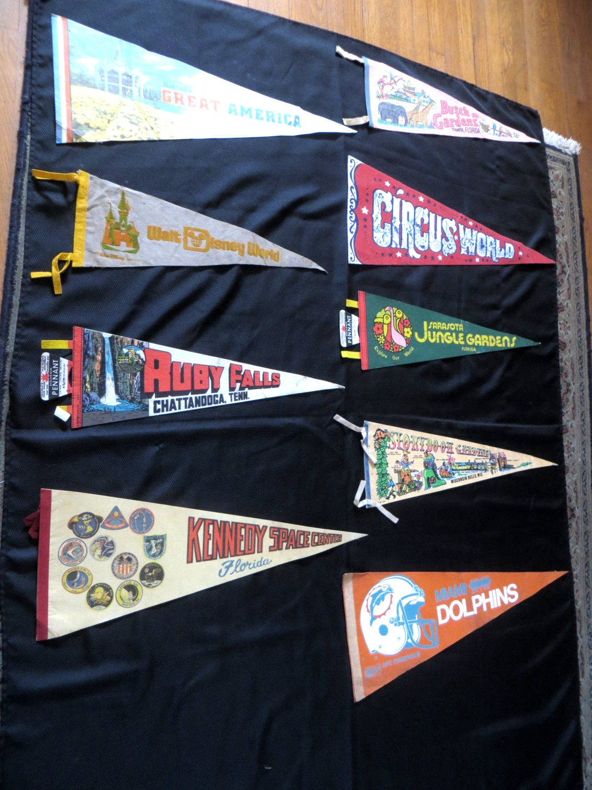Lot of 9 Florida Souvenir Felt Pennant Flags Old Antique Disney Circus World OS