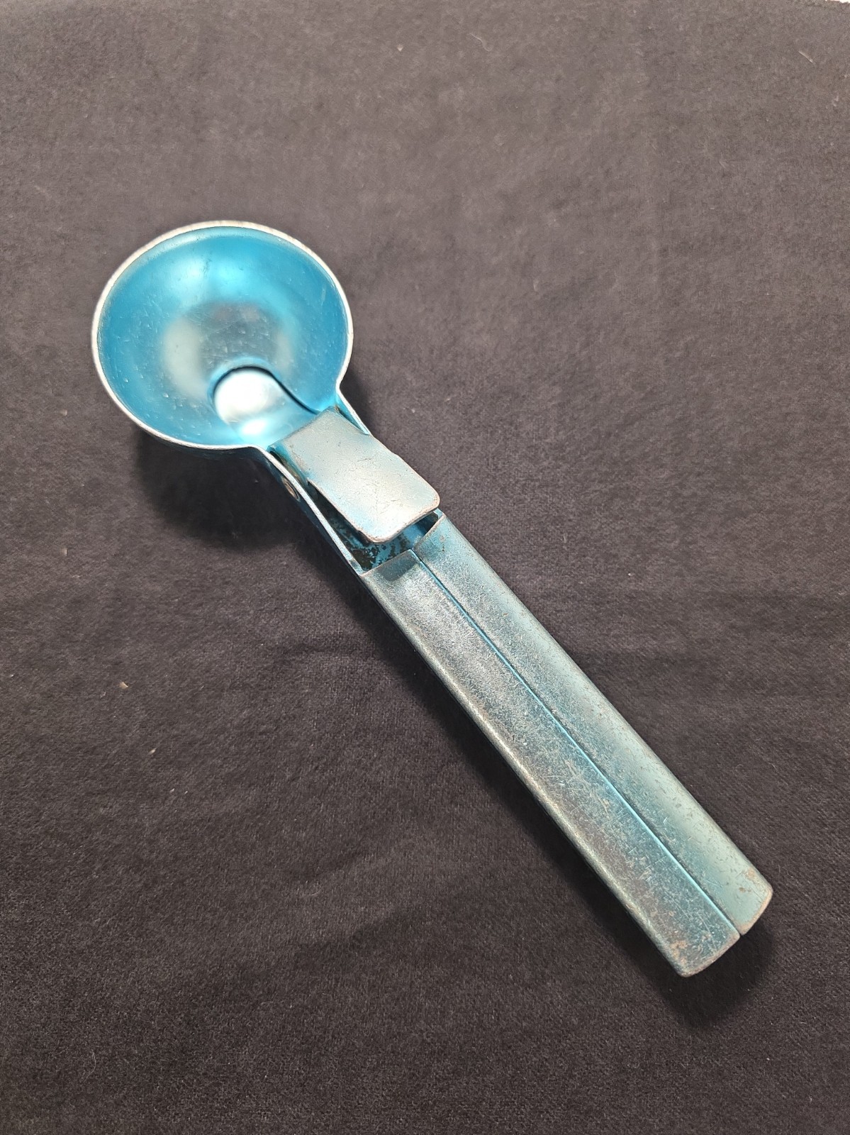 Vintage 1950s Aluminum Blue Ice Cream  Scoop-  