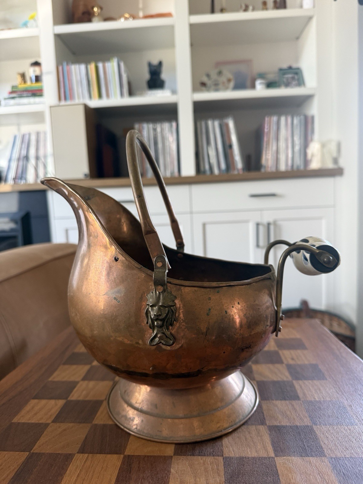 Vintage Antique Copper Brass Coal Scuttle Brass Lion Heads Blue White Delft MCM