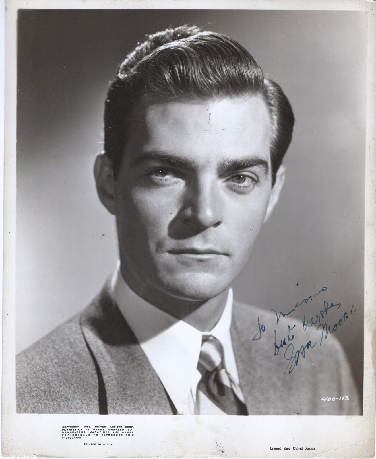 ACTOR IN ITALIAN & AMERICAN FILMS GAR MOORE, SIGNED VINTAGE STUDIO PHOTO.