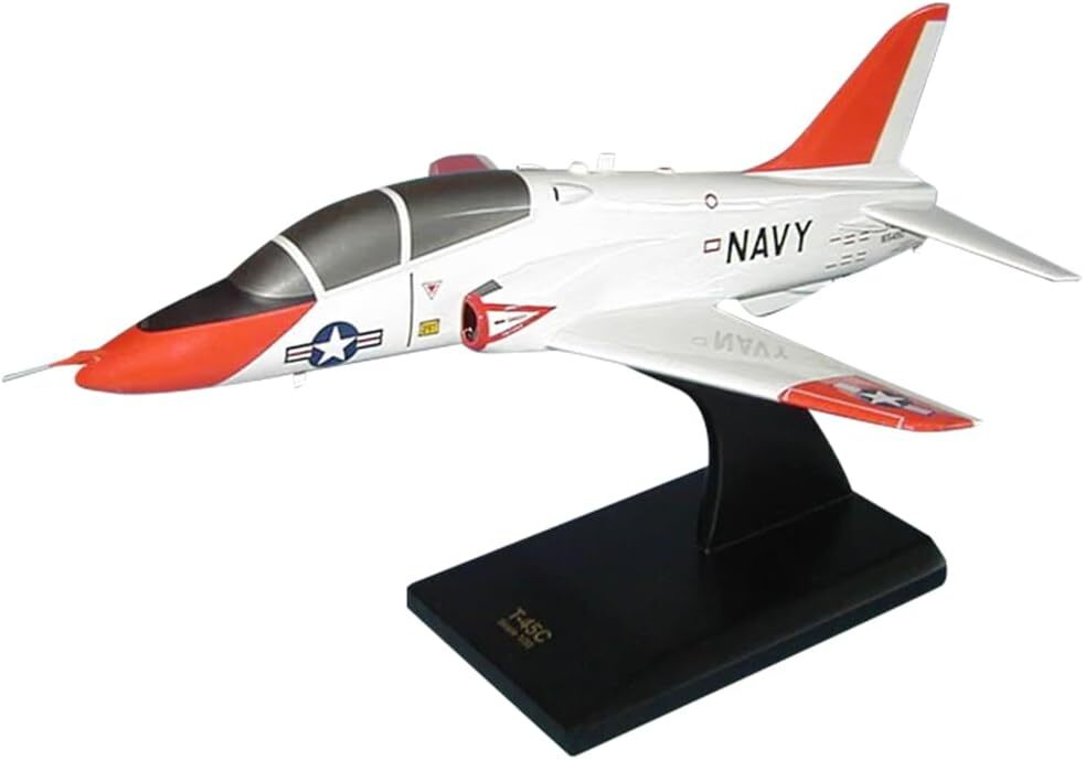 USN McDonnell Douglas T-45 Goshawk Desk Top Display Jet Model 1/32 SC Airplane