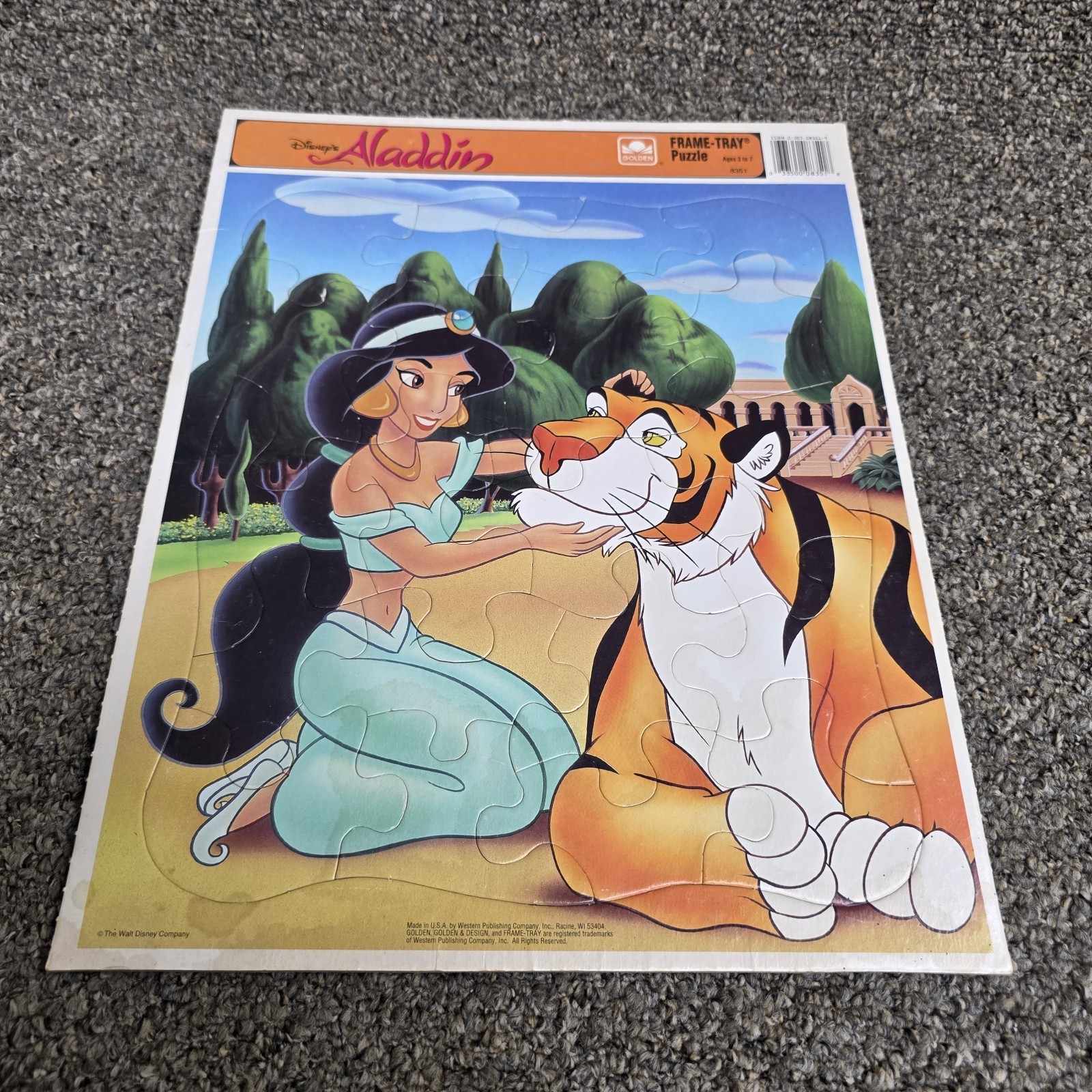 Golden Disney Aladdin Frame-Tray Puzzle Featuring Princess Jasmine & Rajah