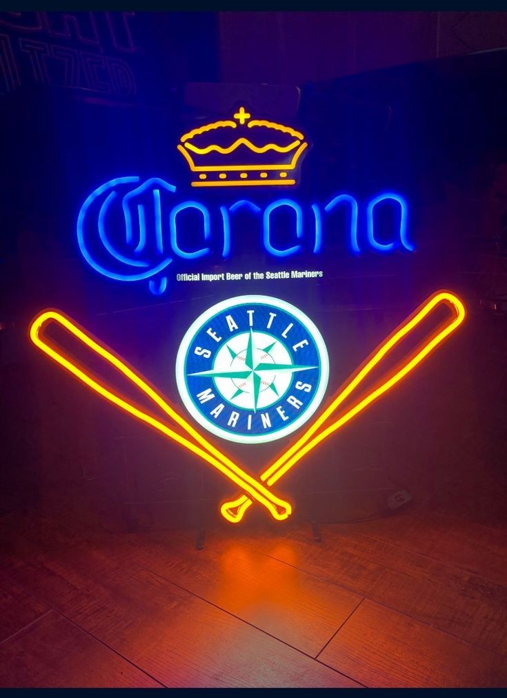 Seattle Mariners Corona Baseball 24