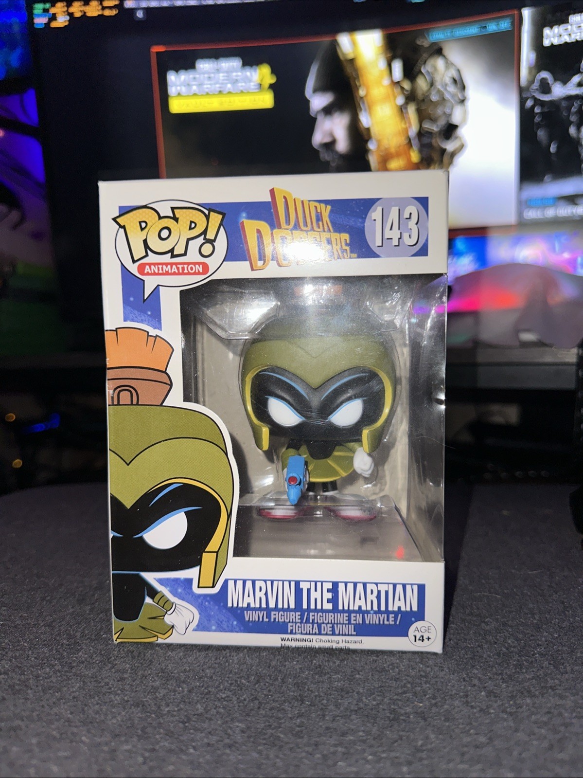Funko Pop Vinyl: Duck Dodgers Marvin the Martian #143 Box Damage