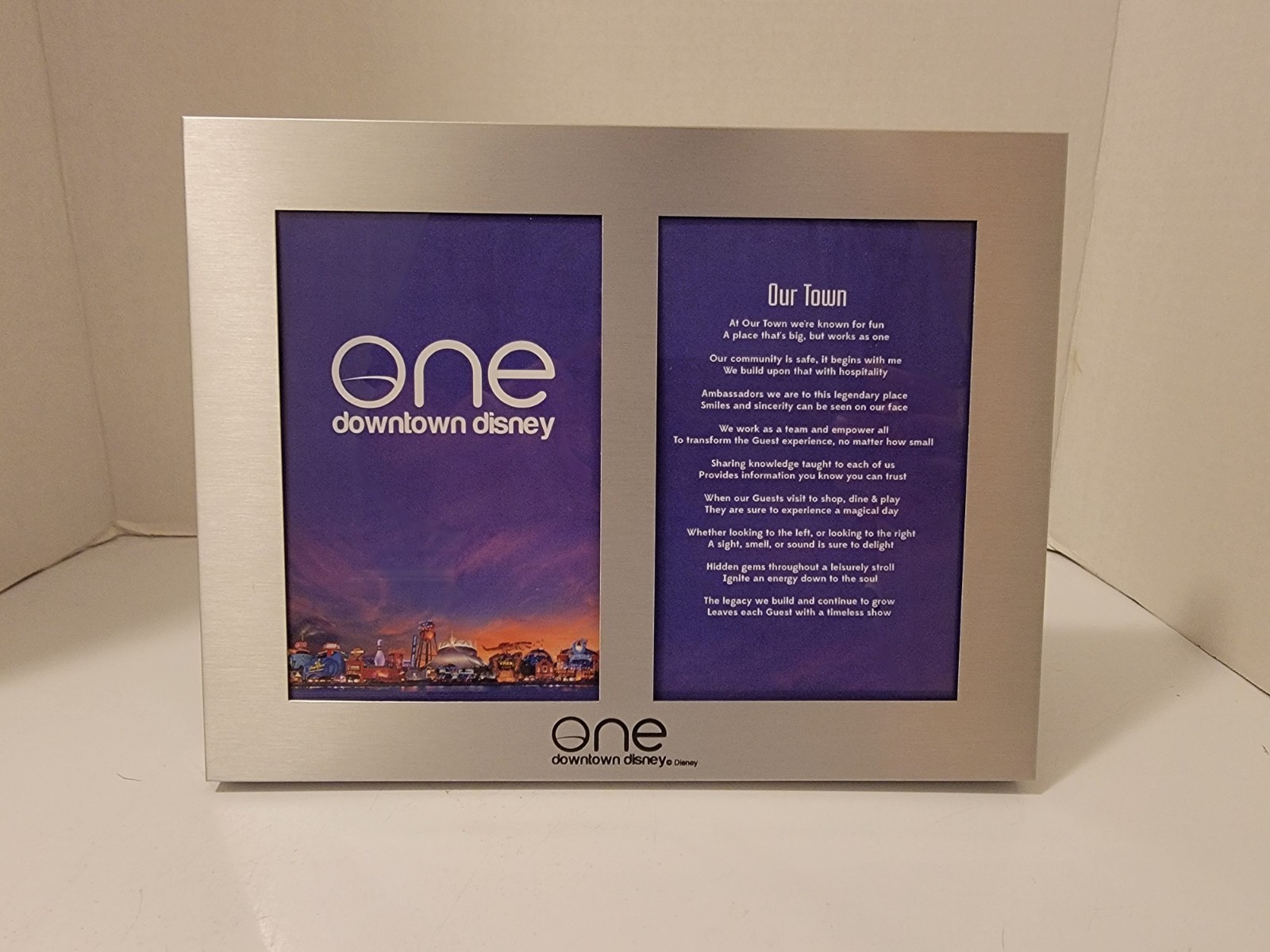 Genuine One Downtown Disney Silver / Gray Picture 7 1/2 x 10 Frame NEW