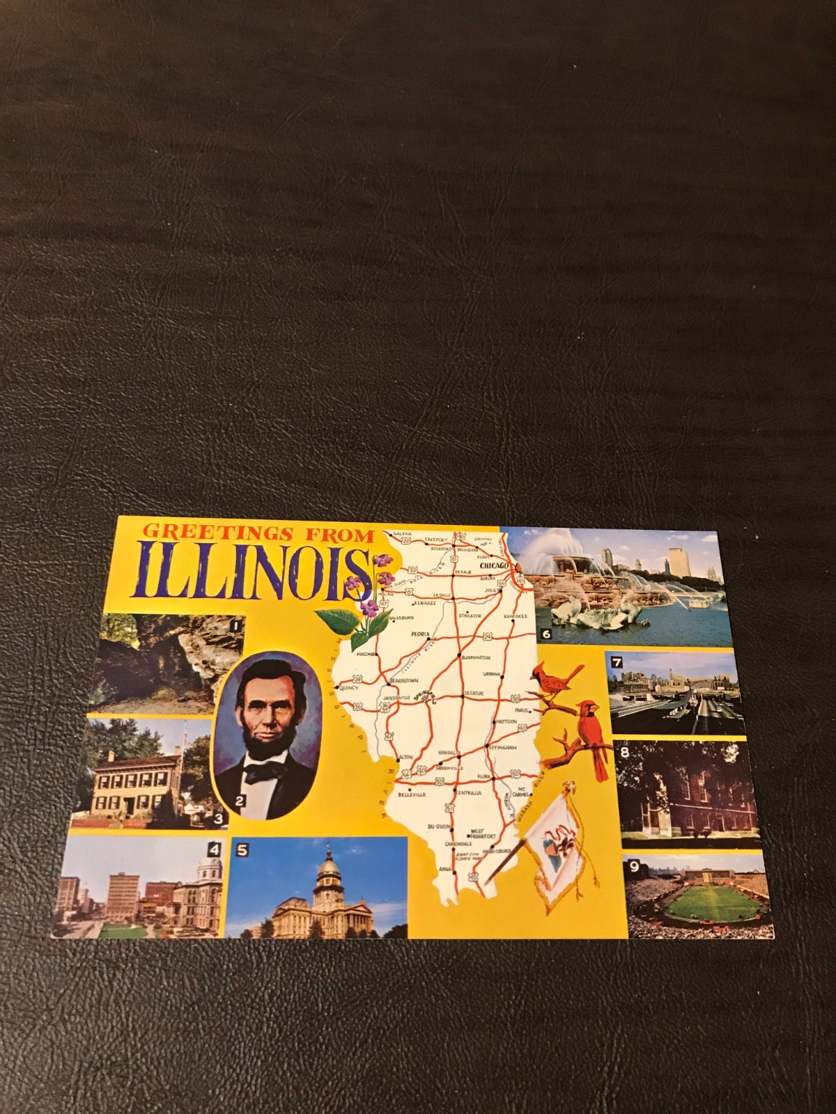 UNPOSTED POSTCARD - GREETINGS FROM ILLINOIS - U.S.A.