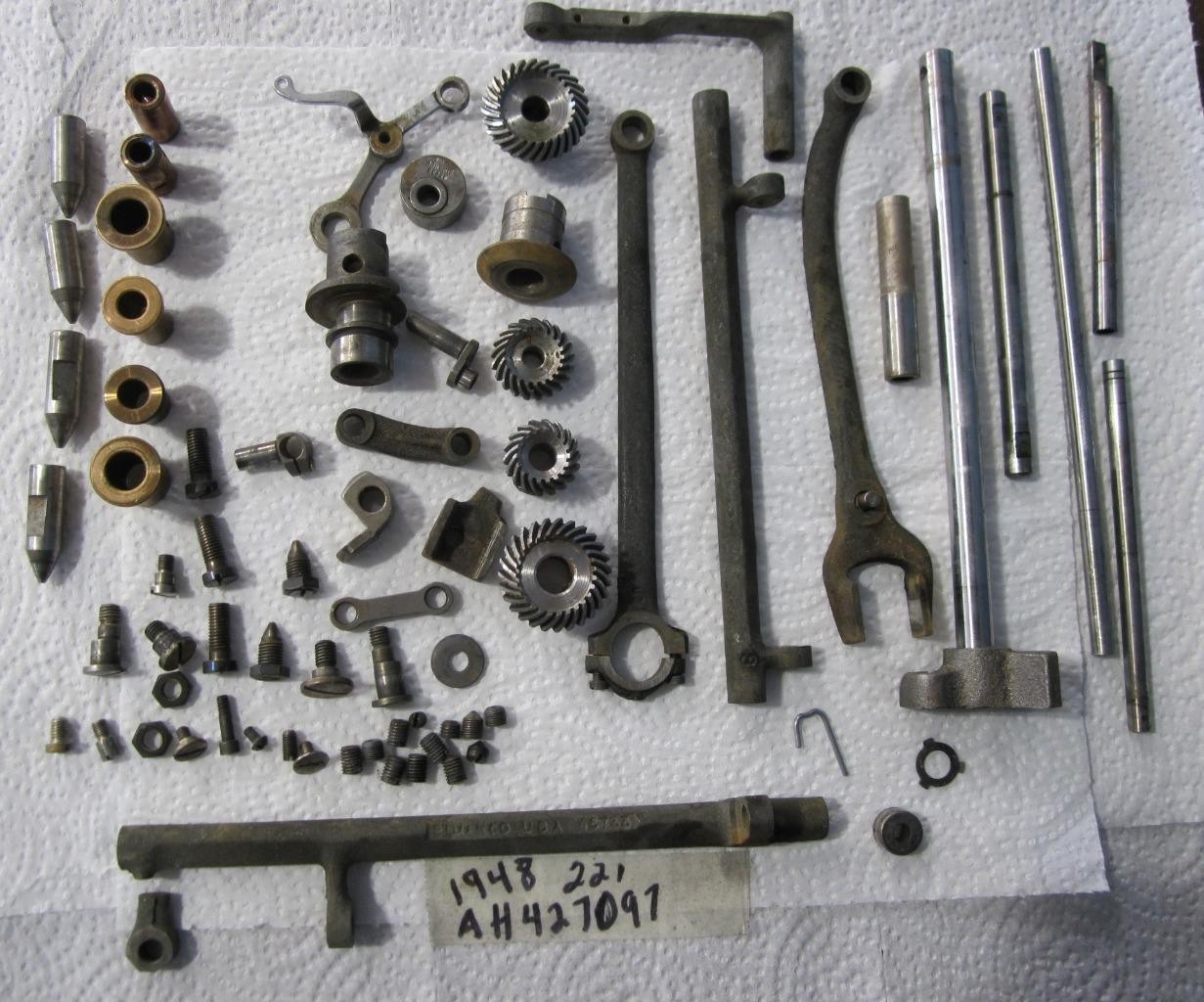 1948 VINTAGE SINGER 221 FEATHERWEIGHT  SEWING MACHINE  MISC. INTERNAL  PARTS