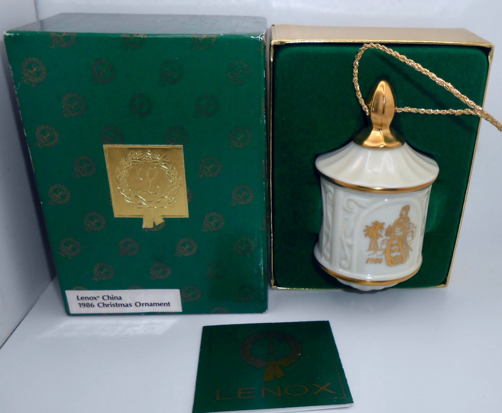 1986 Lenox Fifth Annual Christmas Ornament Porcelain Radiant Lantern w/ Box H78