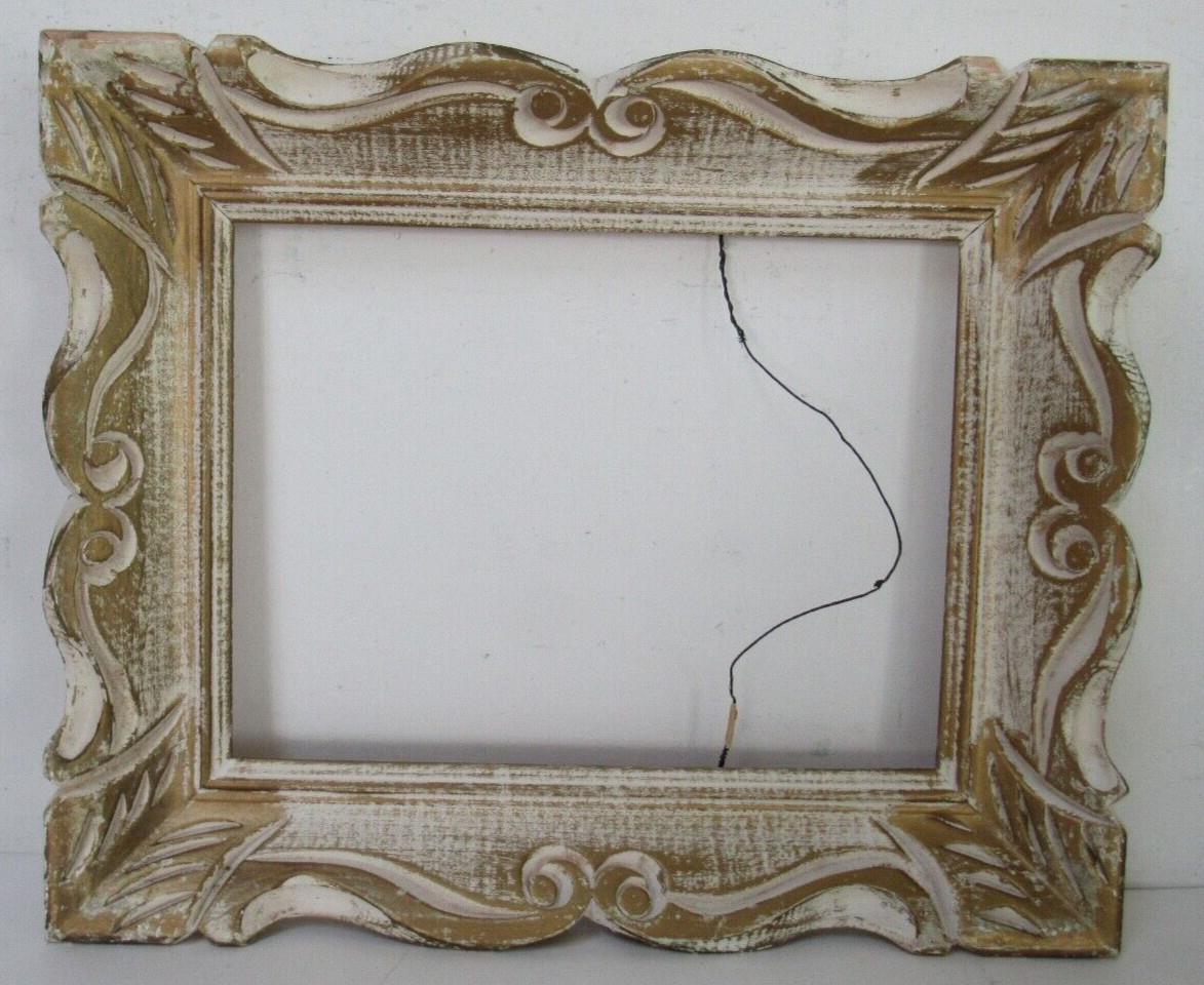 VINTAGE WHITEWASH HAND CARVED FRAME FOR PAINTING  12 x9 INCH 1 OF 2 ( c-50)