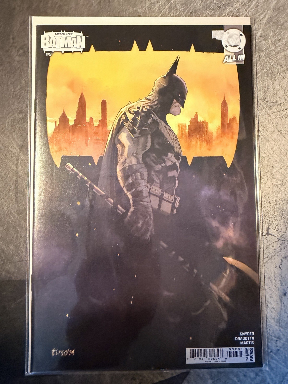 Absolute Batman #9 Comic Book Single Issue Snyder Clean Book 1st print