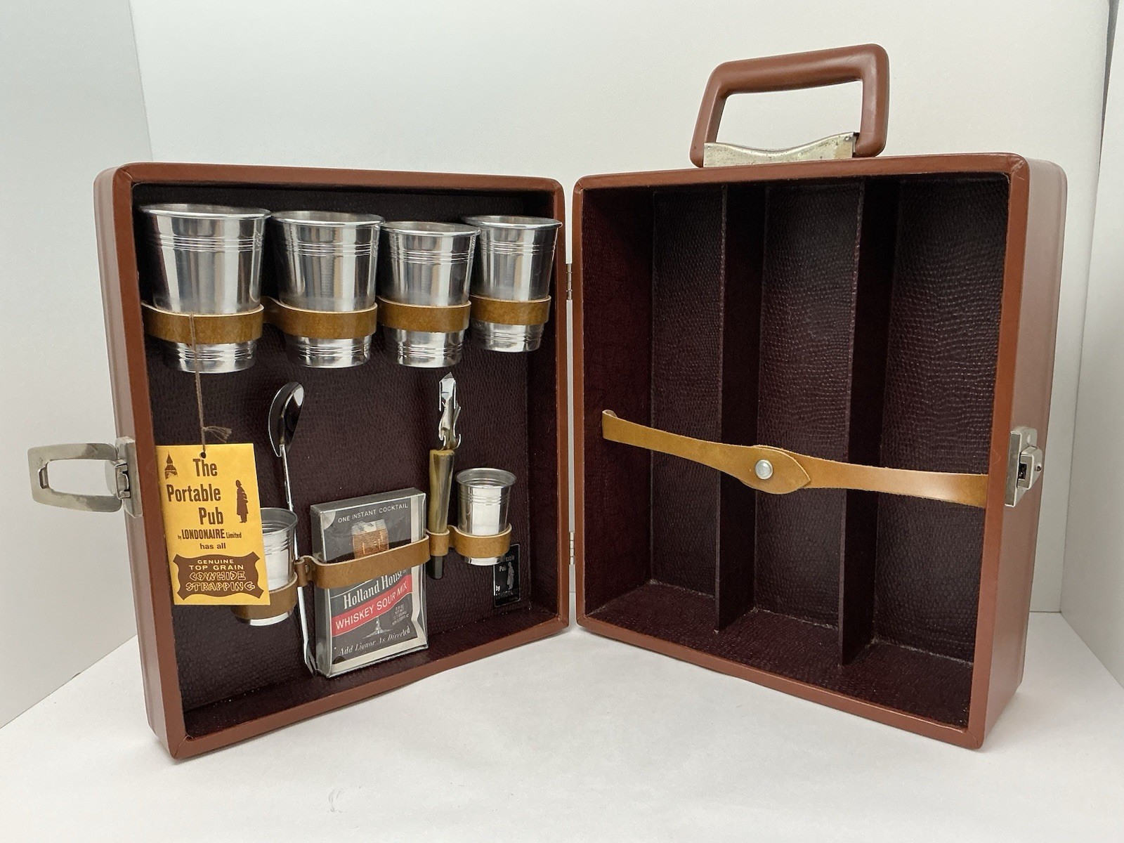 Vtg Travel Bar w Key Portable Pub 2 Shot Glass 4 Cups Holds 3 Bottles Excellent