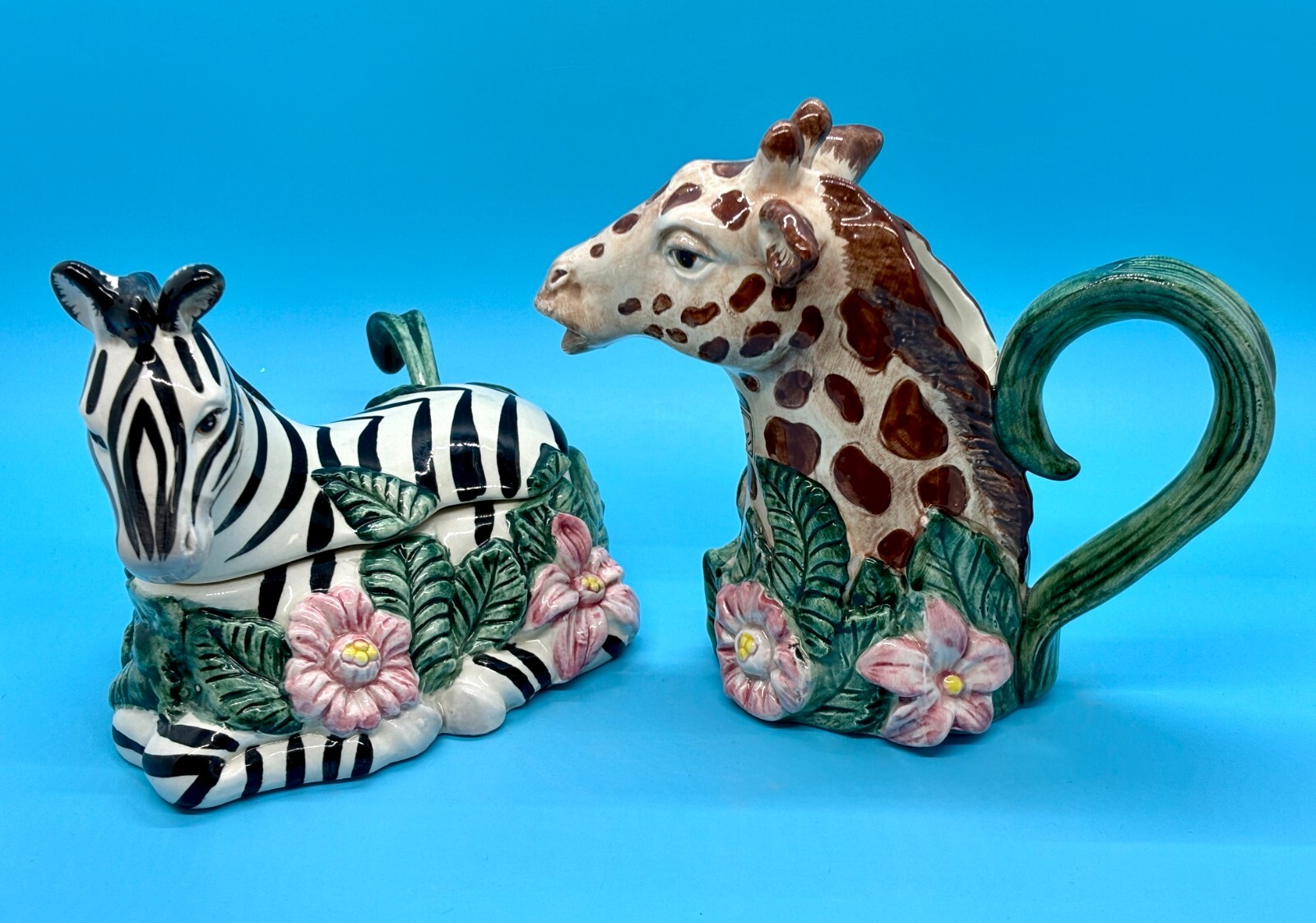 Vintage 1992 Fitz & Floyd Giraffe Creamer & Zebra Sugar Bowl w/ Spoon – EUC