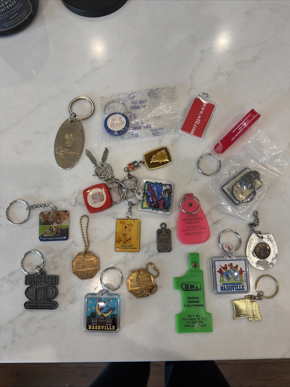 Lot 21 VTG Keychains Advertising Travel Souvenir Queen Elizabeth Baseball USA
