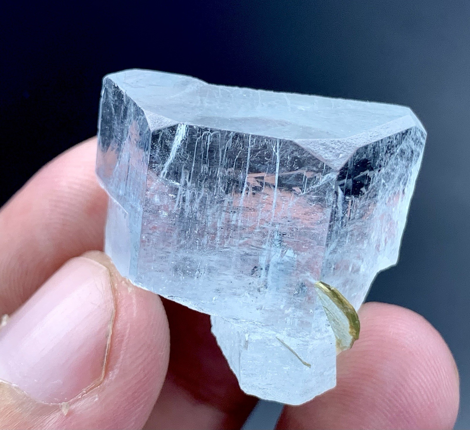 Beautiful Aquamarine Crystal Specimen From Skardu Pakistan 83 Carat