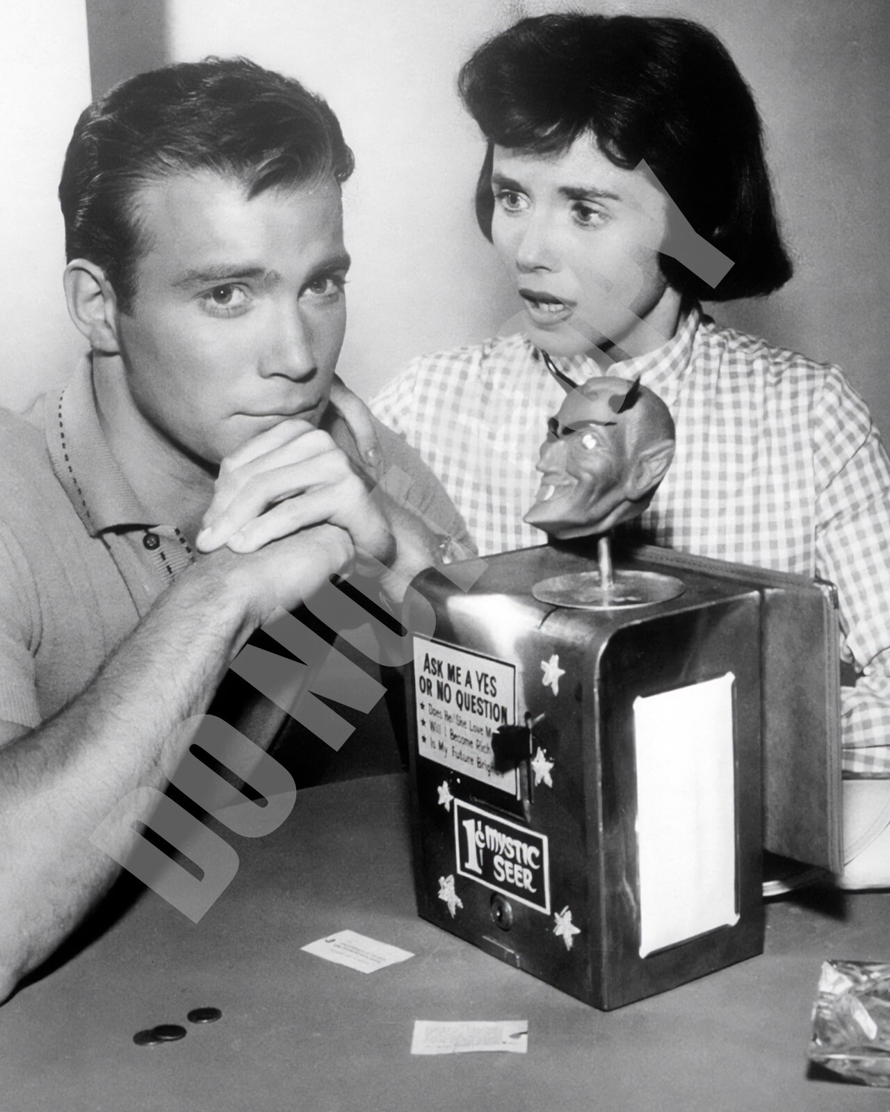 1960 William Shatner Twilight Zone Nick of Time Busy Bee Cafe Episode 8x10 Photo