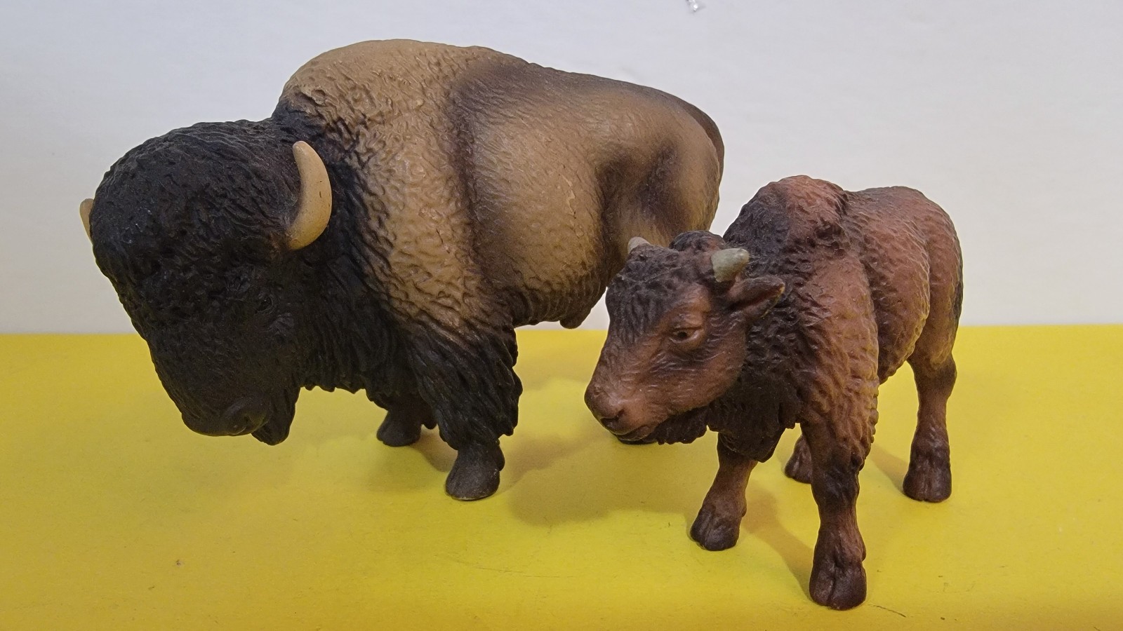 Schleich American Buffalo Bison 14349 Calf 14350 Wildlife 2004 2010 RARE RETIRED