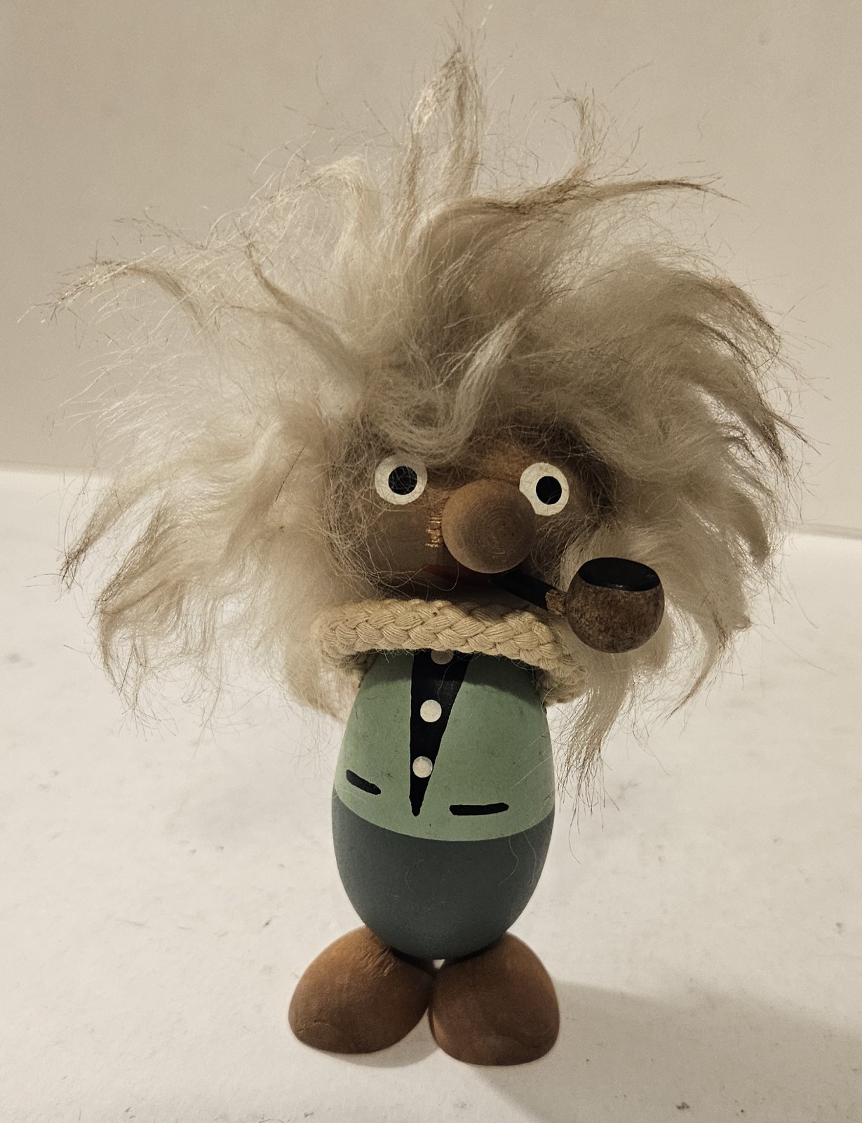 Vtg  Wooden Wood Figure Man Smoking Pipe  Wild Hair 5