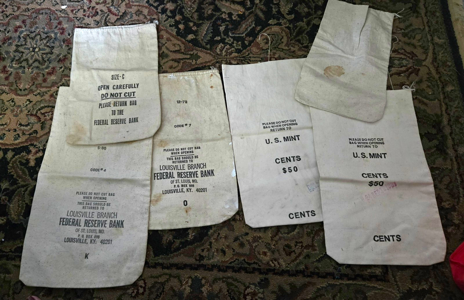 Lot U.S. Mint Cents Canvas Coin/Deposit Bags & Federal Reserve Louisville Bank