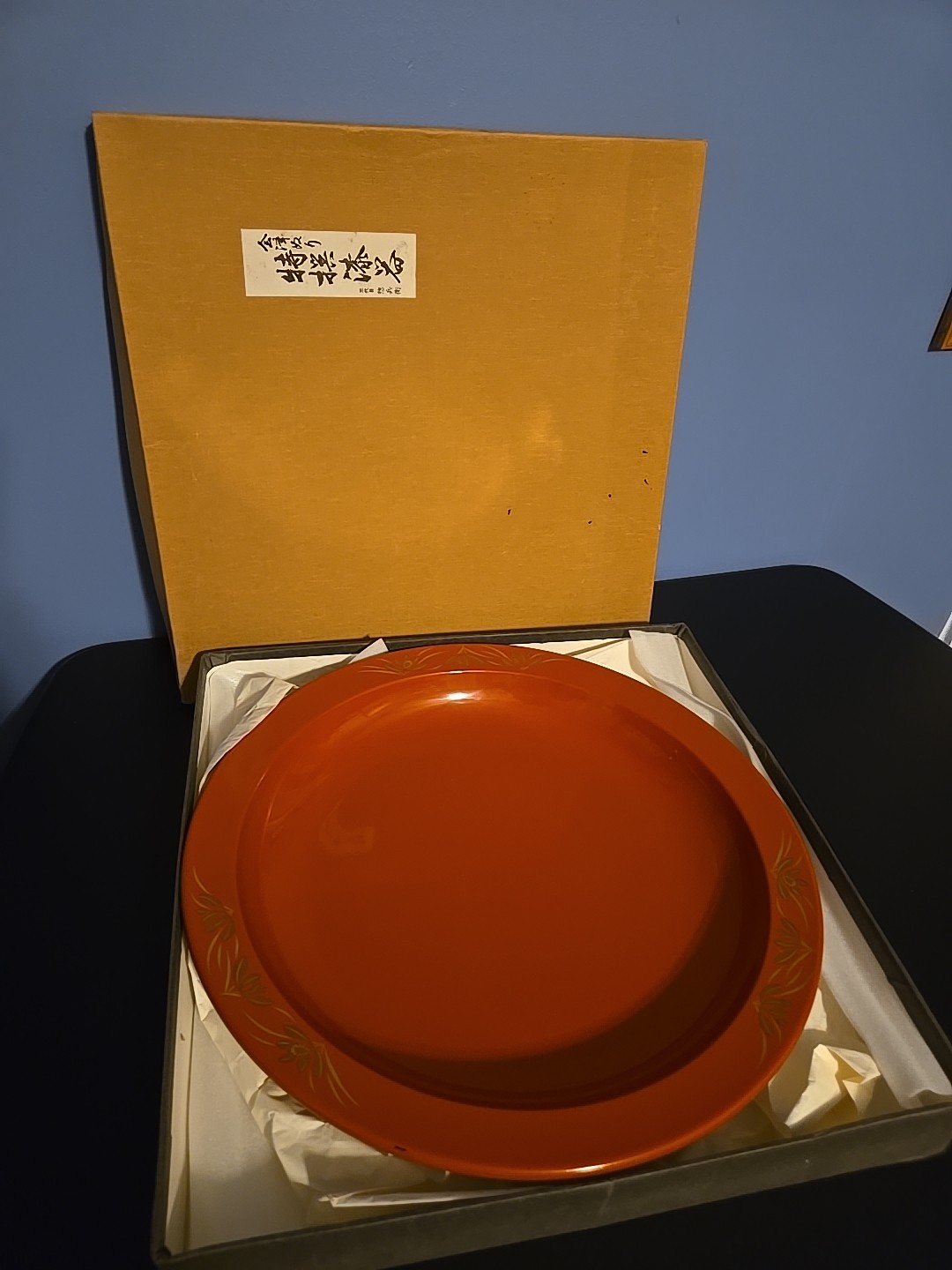Lacquerware Red Round Tray 15.5\