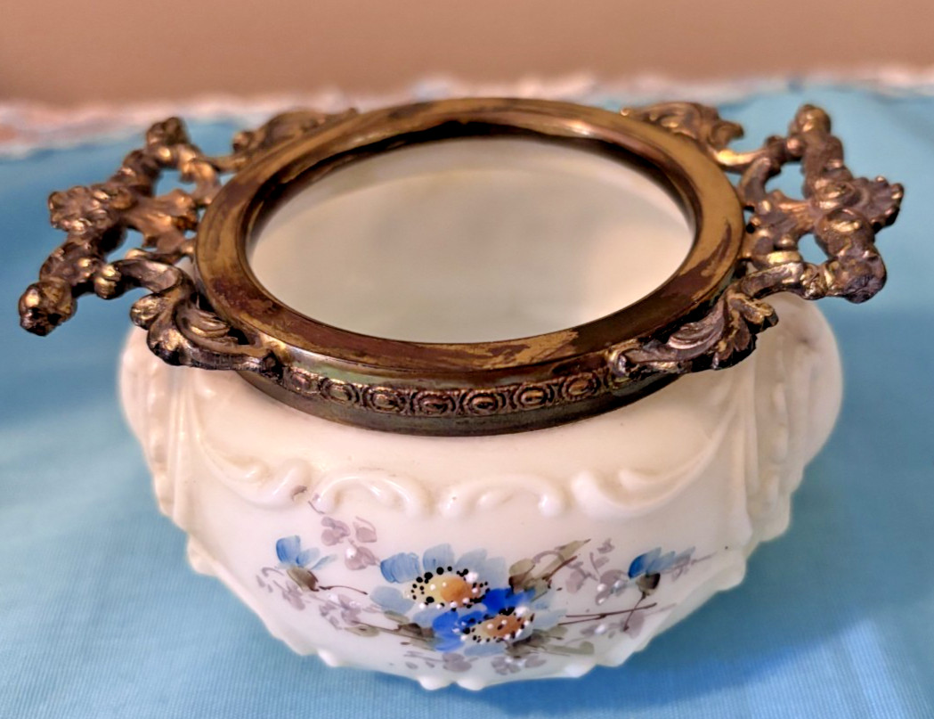 Antique Wavecrest  C F Monroe Pin Dish Dresser Trinket Box Pink Florals Marked