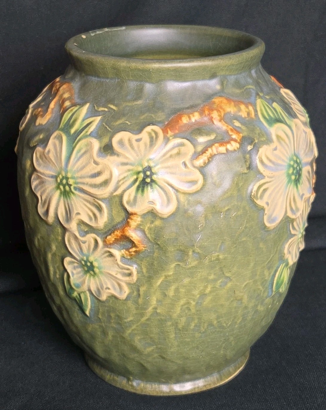 Vintage Roseville Pottery Dogwood Vase Beautiful 7.25\