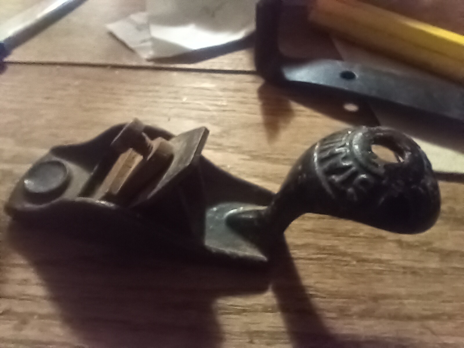 Adorable Vintage Stanley #100 Squirrel Tail Finger Block Plane Woodworking Tool 
