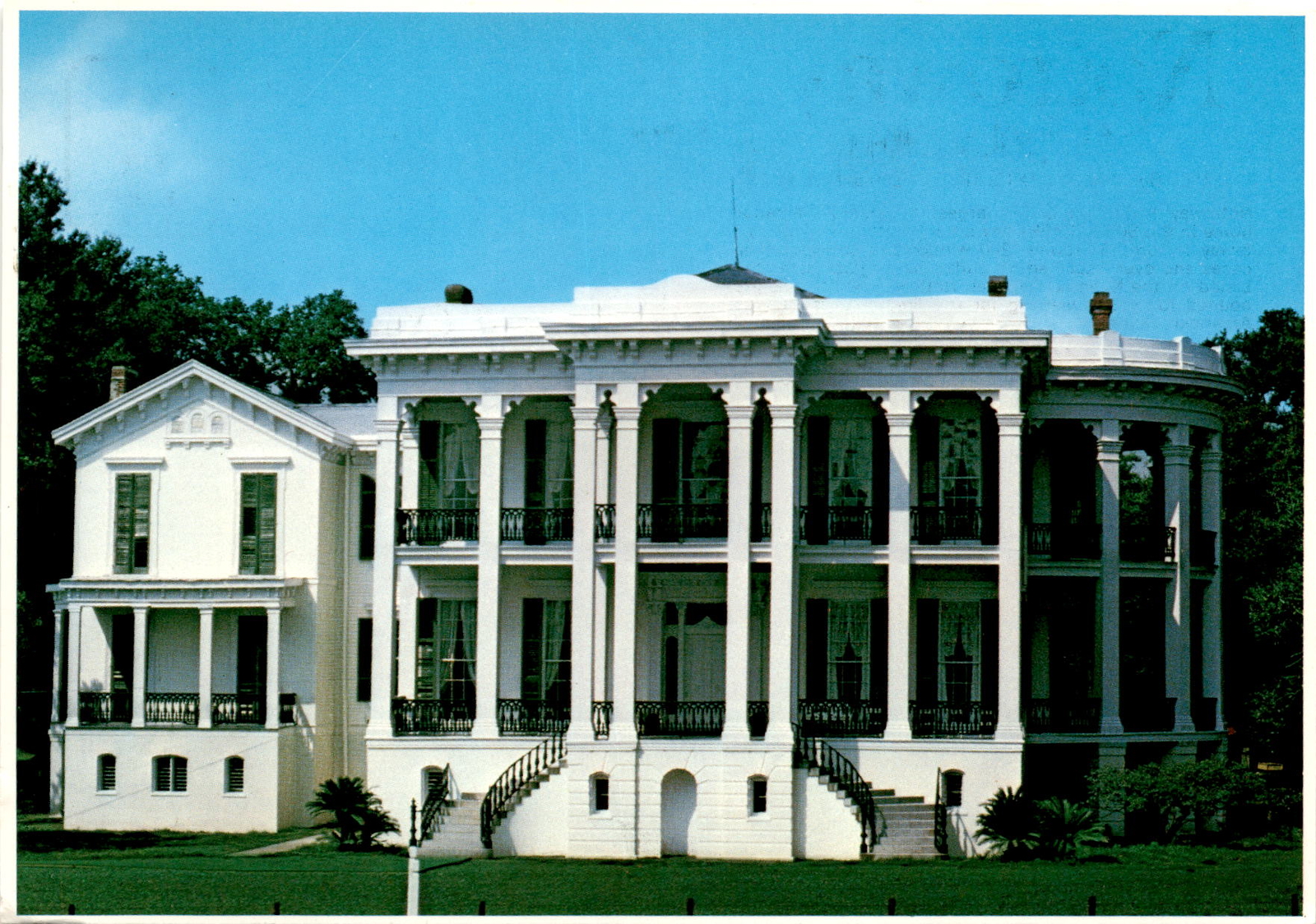 Vintage Nottoway Plantation postcard, largest in South