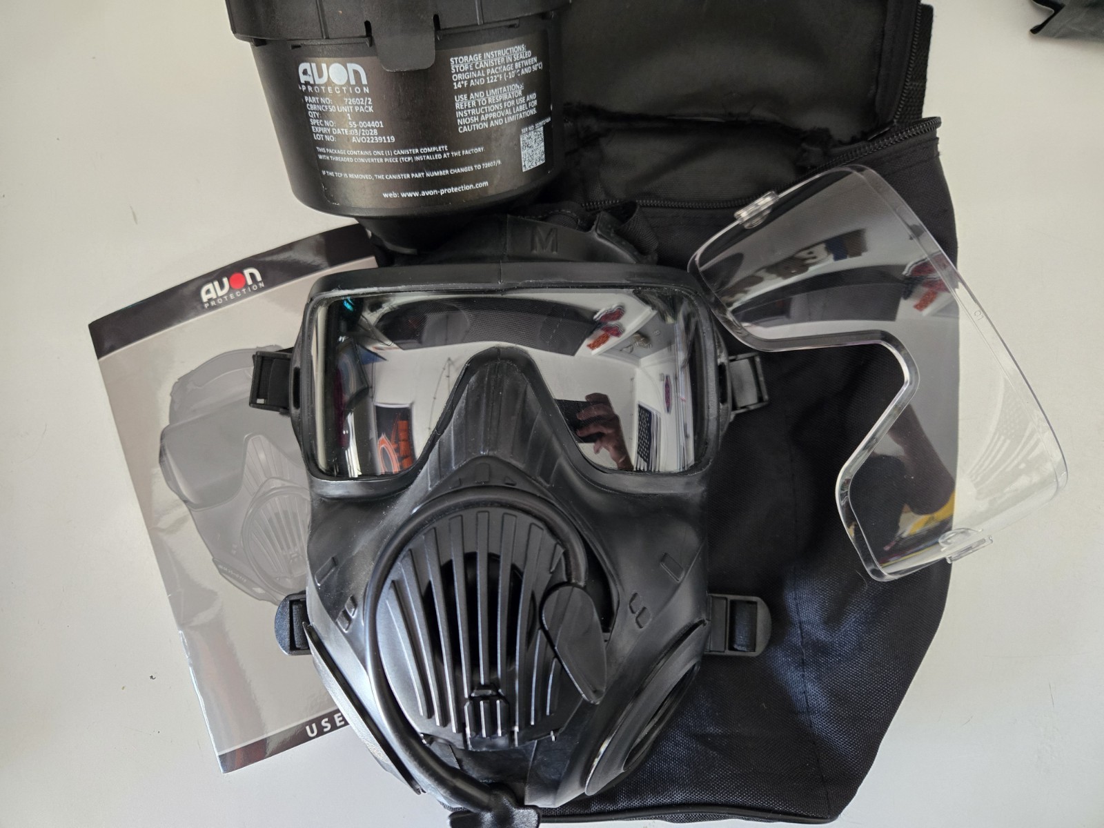 Avon C50 Gas Mask Large, CBRN CARTRIDGE, CLEAR OUTSERT, AVON BAG, MANUAL