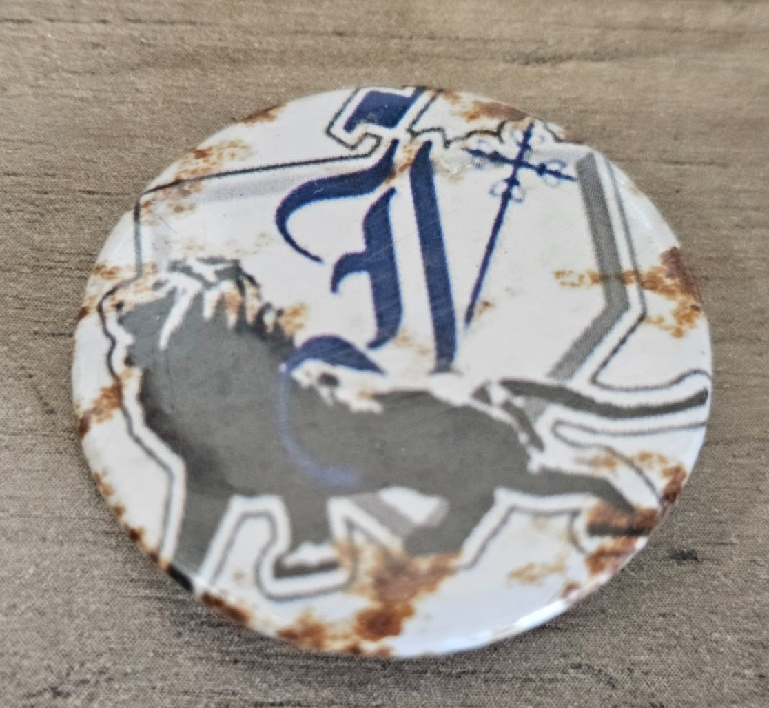 RARE PIN HAVANA INDUSTRIALES AZULES LIONS BASEBALL TEAM BUTTON 1990s