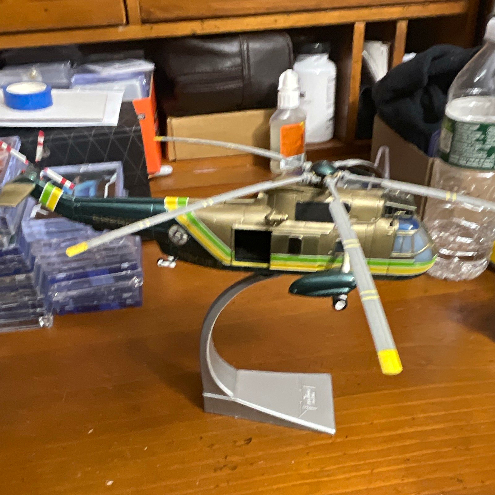 Corgi. Aviation Archive Sea King Sheriff Rescue 5 Model Helicopter Stand