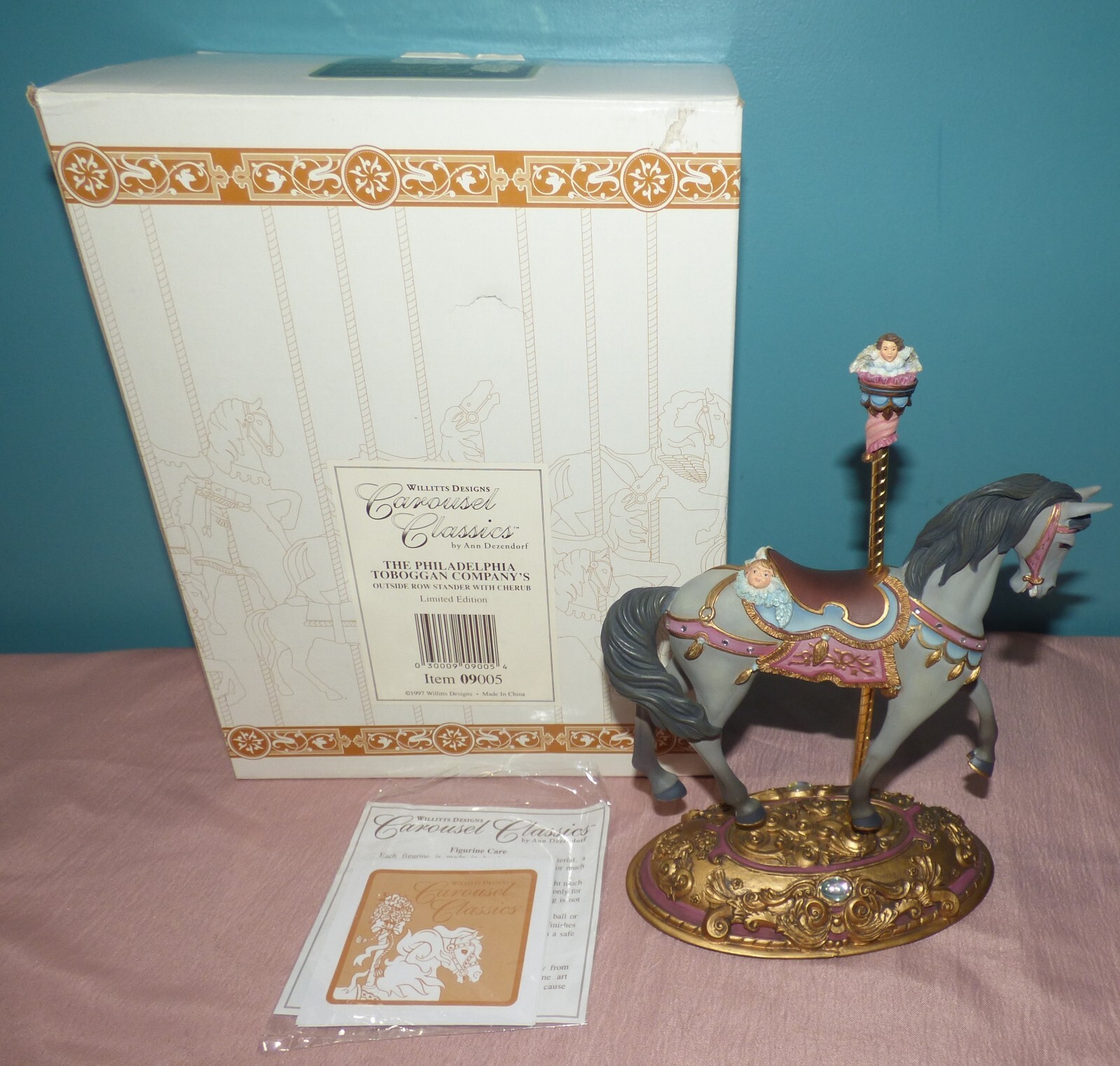 Willitts Designs Carousel Classics Philadelphia Outside Row Stander w/ Cherub